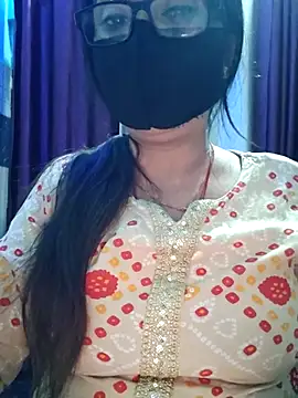 Aishwaryaa_69 live sex cam