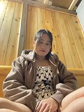 phungtiti live sex cam