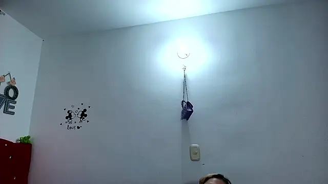 Husbands_Horny live sex cam