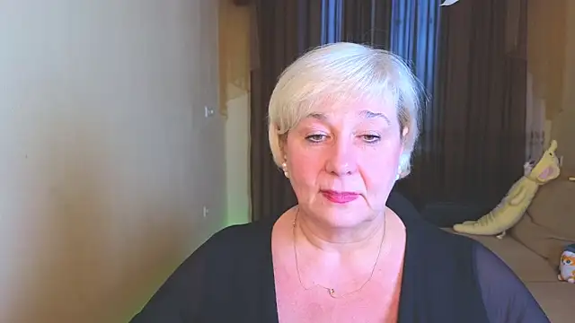 Milana_Milky live sex cam