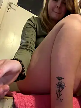 Nina_blain live sex cam