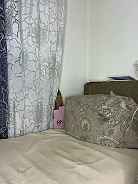 Lusi_Luxary live sex cam