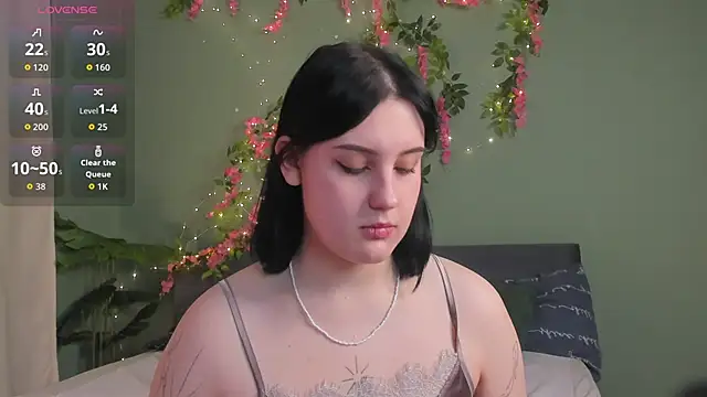 hey_tessa's cam snapshot