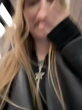 Sunny___Bunny live sex cam