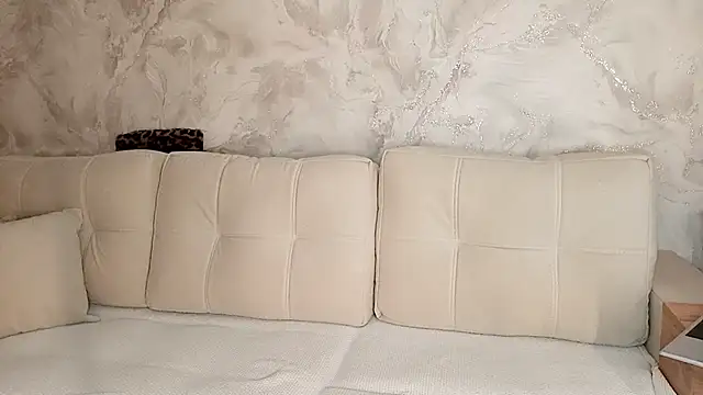 MileyMyth's cam snapshot