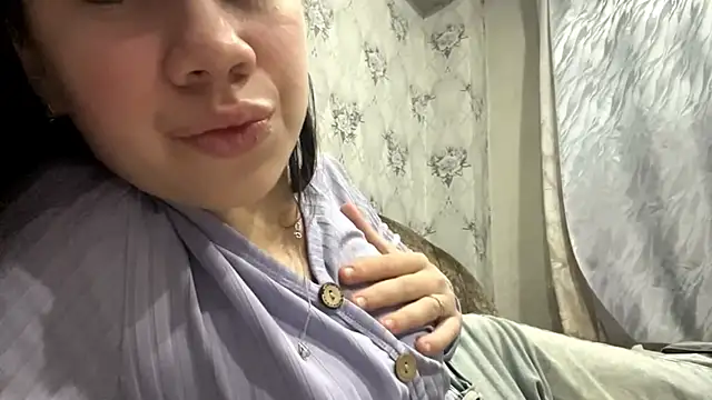 DebbiGoodknight's cam snapshot