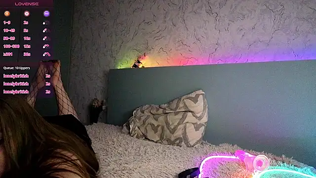 Babyforyou2025's cam snapshot