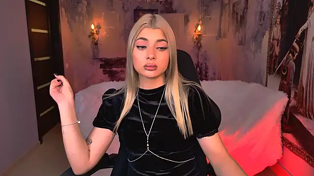 HyileyClark's cam snapshot