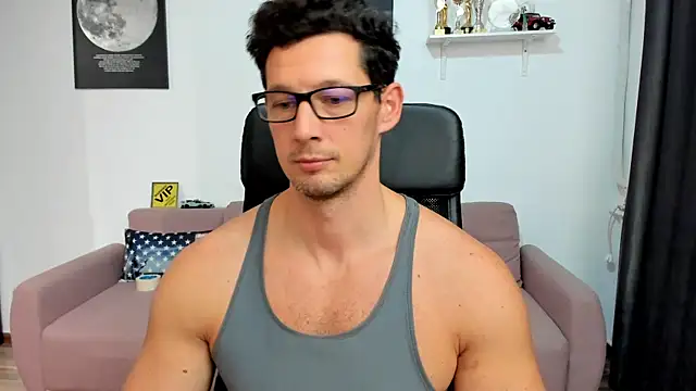 BrutusK08 live sex cam