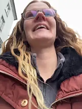 Bikergirl_97 live sex cam