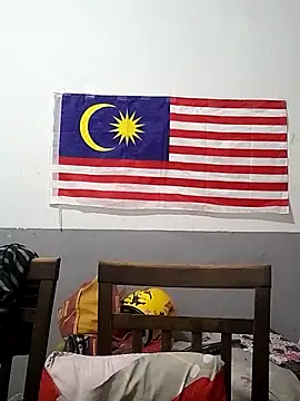 mamakarma1403 live sex cam