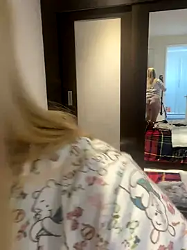 madamlillyrose live sex cam