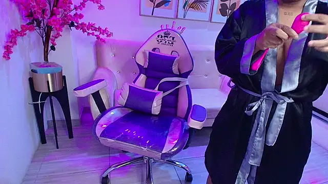 Lucy_saki's cam snapshot