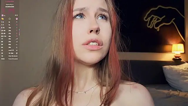 MaliaBourraine's cam snapshot