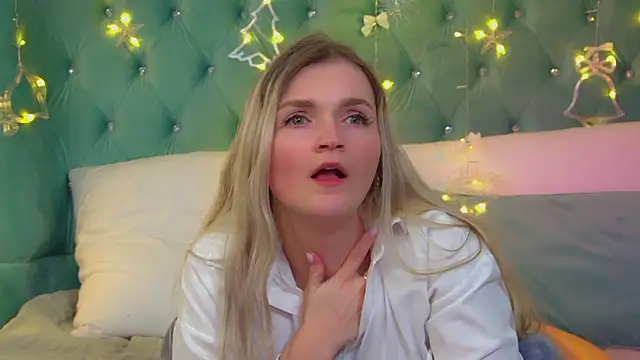 AnnyRaii's cam snapshot