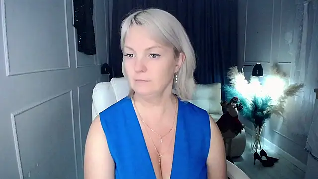 Juarnea live sex cam