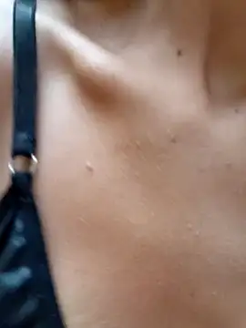 chaparritahot99 live sex cam