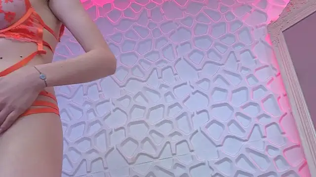 IrisSwain's cam snapshot