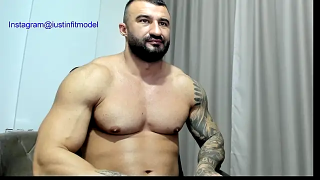 MuscleJohn live sex cam