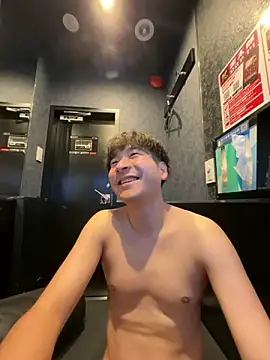 yuuki8910 live sex cam