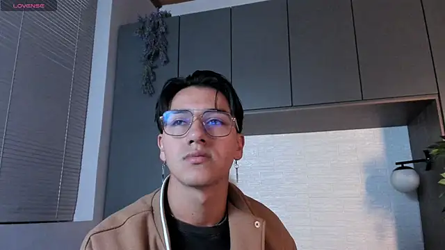 Andy_Joy_'s cam snapshot