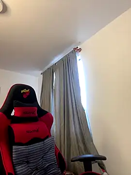 Ezzio_Scolaro's cam snapshot