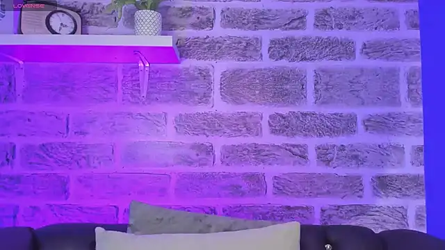 noah_ricci's cam snapshot