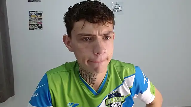 hot_teo_'s cam snapshot