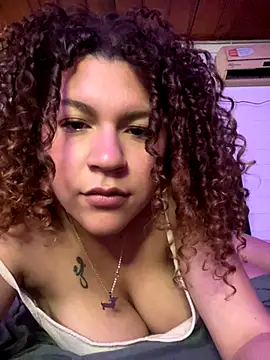 Lolavenezia live sex cam