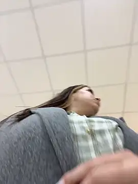 VikiDemini live sex cam