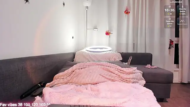 elimeowy live sex cam