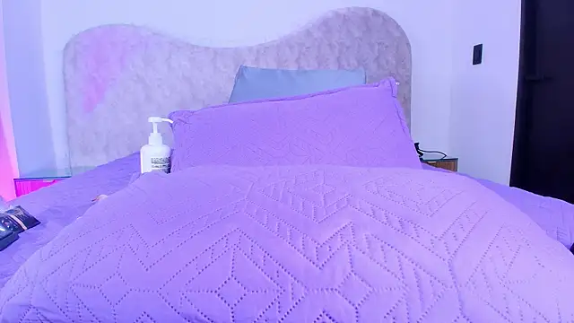 shelsyloreds live sex cam