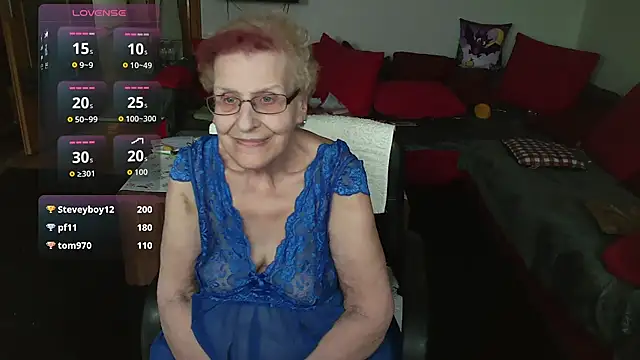 HeisseomaOriginal live sex cam