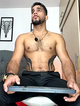 Maximiliano_ford live sex cam
