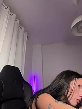 BellaGiaxx live sex cam