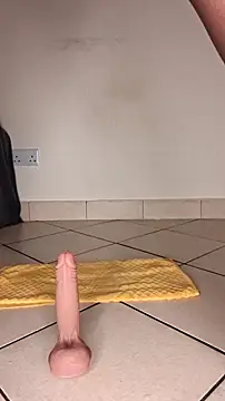 Perqueen live sex cam