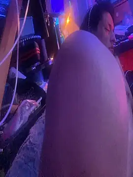 gurlnips live sex cam