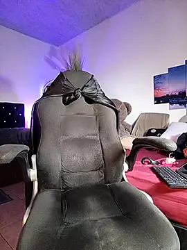 Naughty_Charly live sex cam