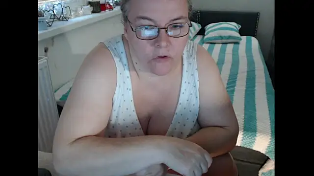 Sweetboobs live sex cam