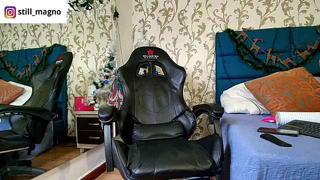 Michael_magno live sex cam