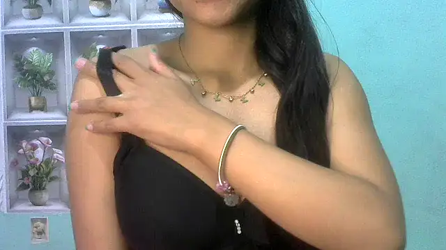 nanhi_munni live sex cam