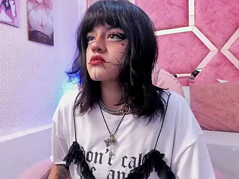 Nahemont_Sadish's cam snapshot