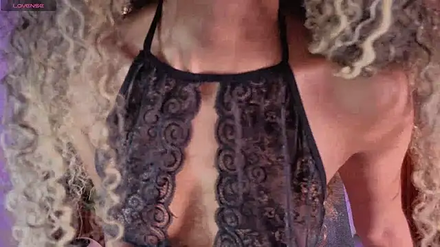 zendayavg's cam snapshot