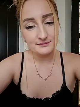 dixielarys's cam snapshot