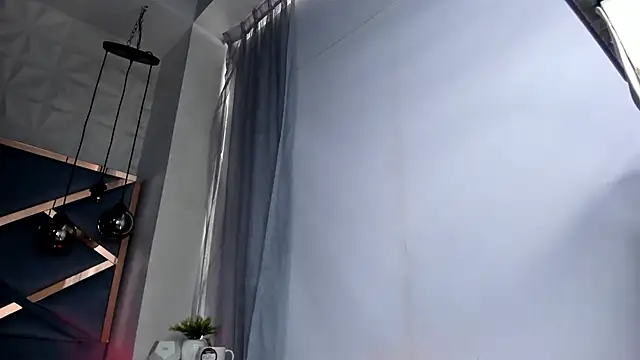 Lucii_fer_ live sex cam