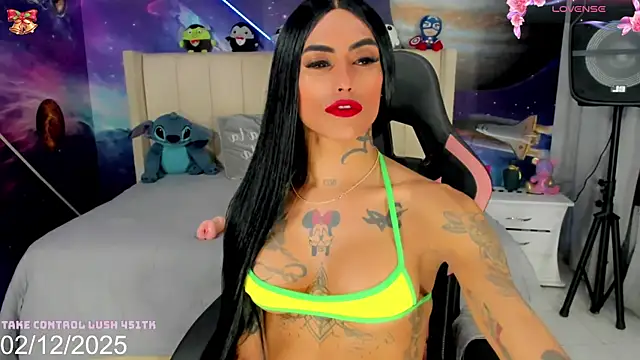 Nella_Dolls live sex cam