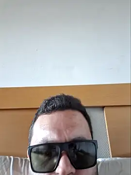 comeseucuzinh live sex cam