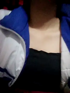 Hilary-123's cam snapshot