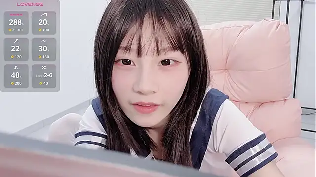 lris-Beauty live sex cam