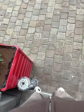 Nudistboyy22 live sex cam